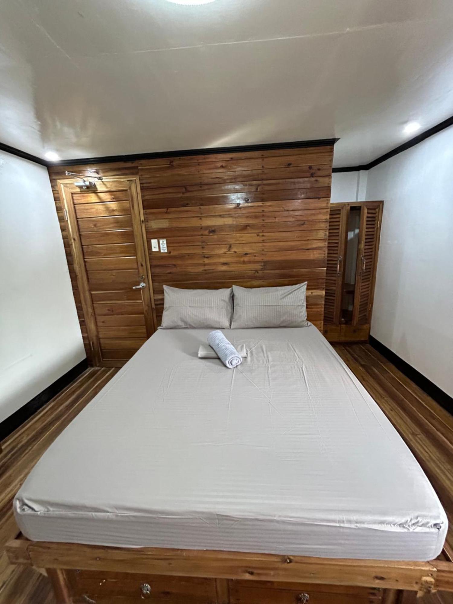 Islanders Hostel Port Barton ซาน วิเซนเต ภายนอก รูปภาพ