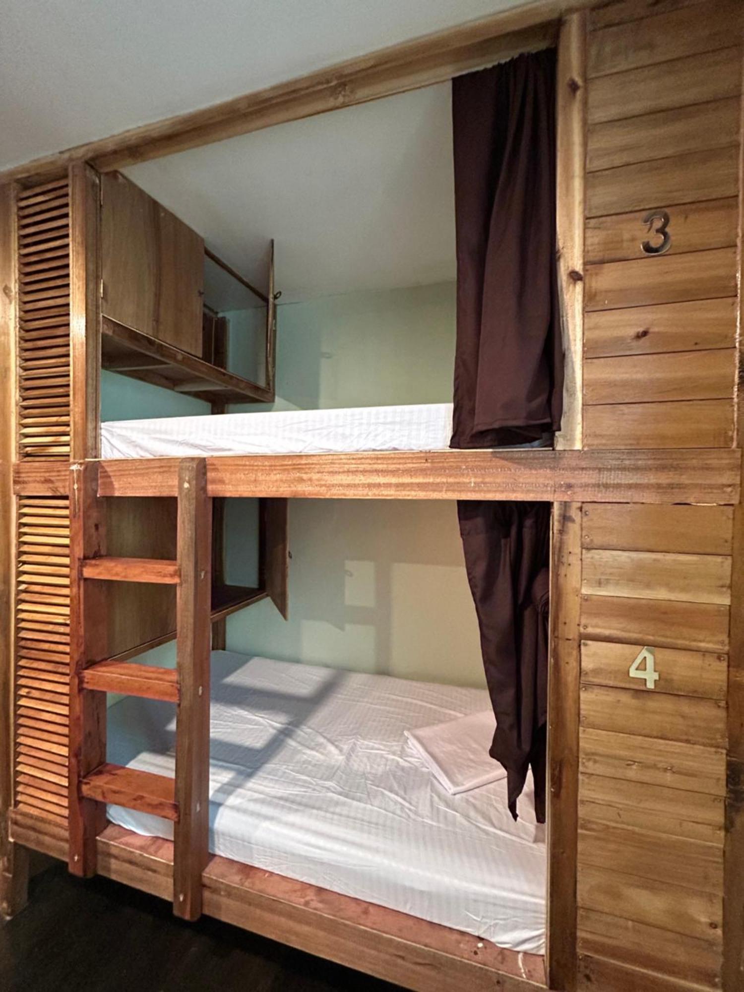 Islanders Hostel Port Barton ซาน วิเซนเต ภายนอก รูปภาพ